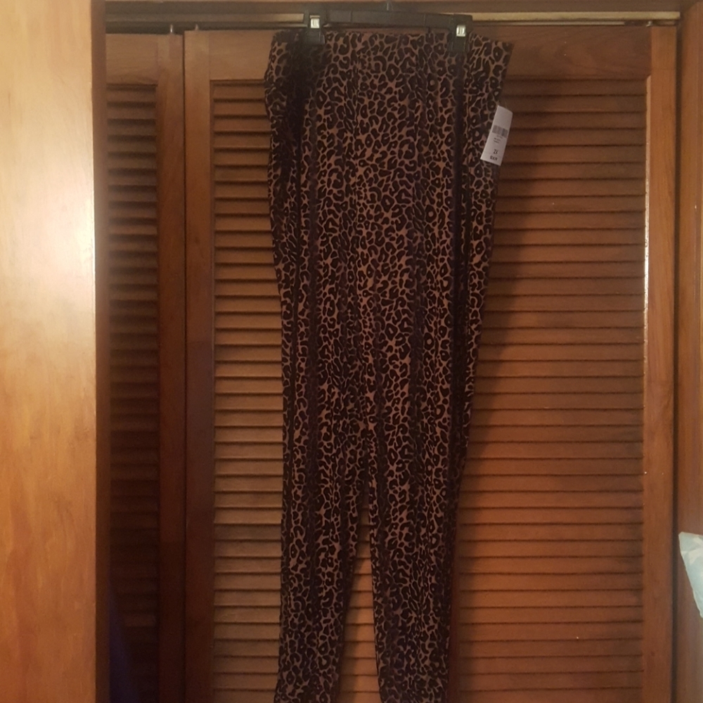 Pants/leggings